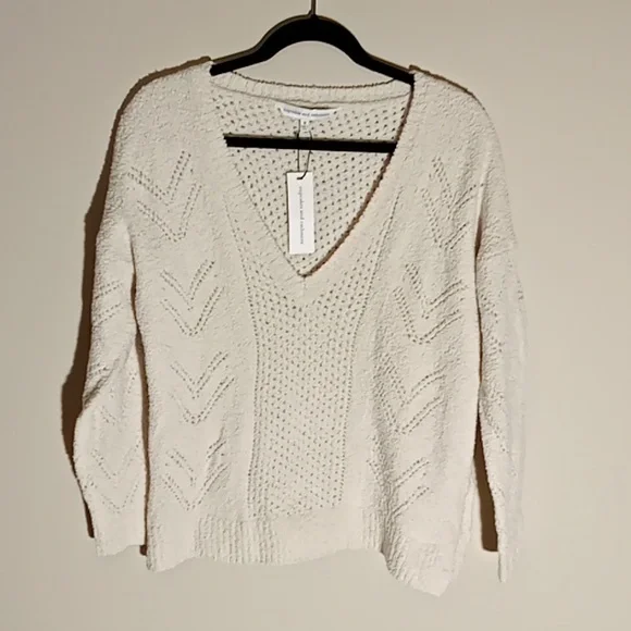 Cupcakes & Cashmere Oatmeal Nylon Sweater Ptp 21" L 25" Size Small Soft Stretch - Picture 2 of 10